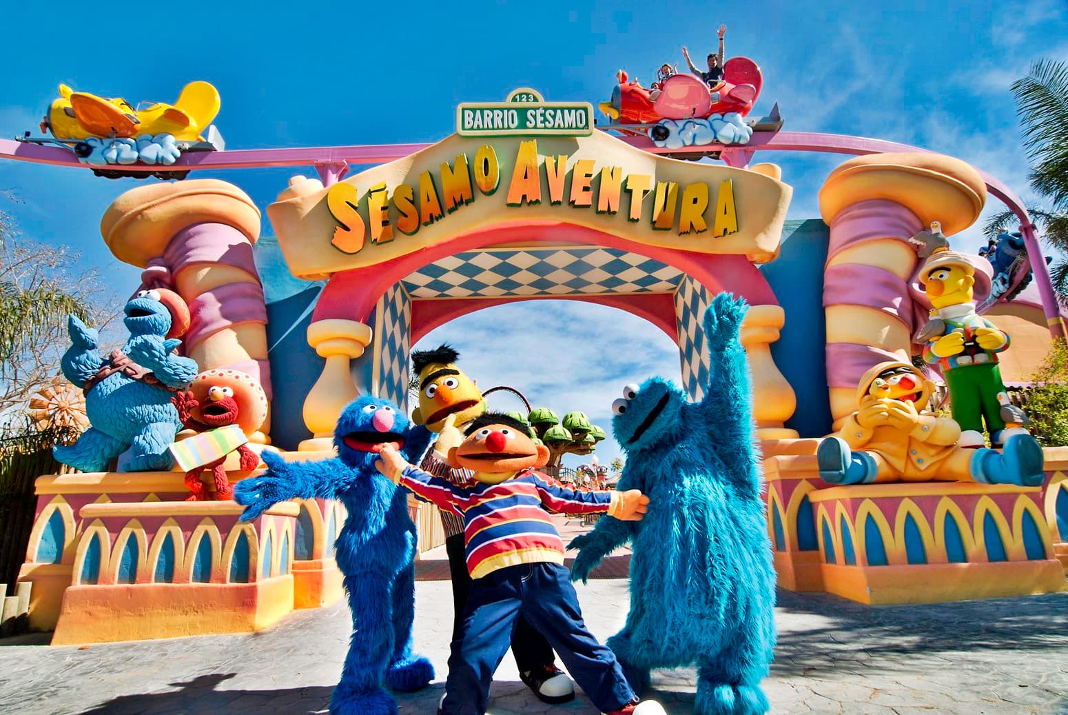 Barcelona City to PortAventura - Taxi & Transfer Options